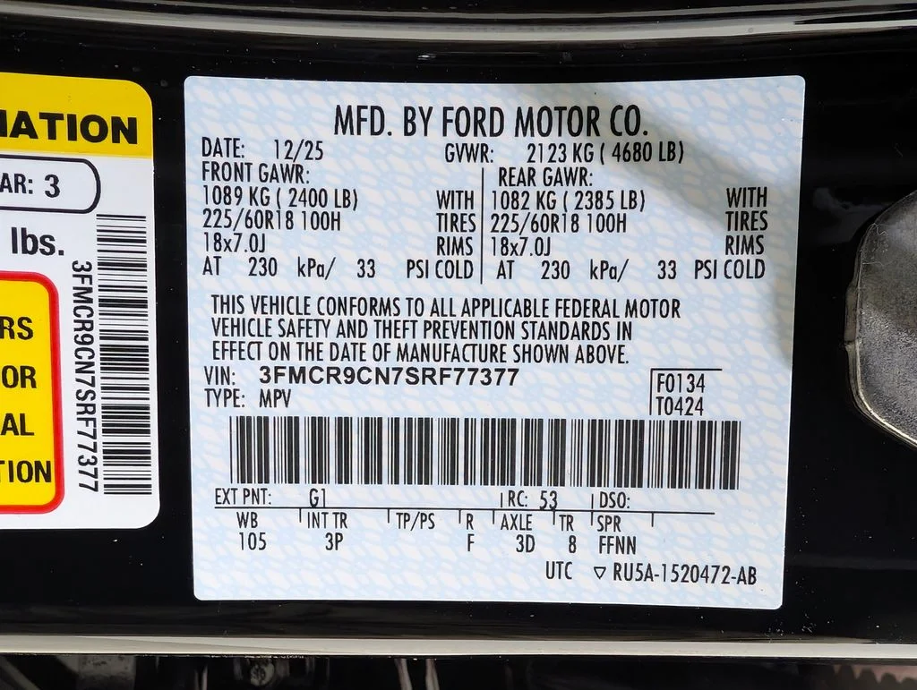 New 2025 Shadow Black Ford Outer Banks® image 9