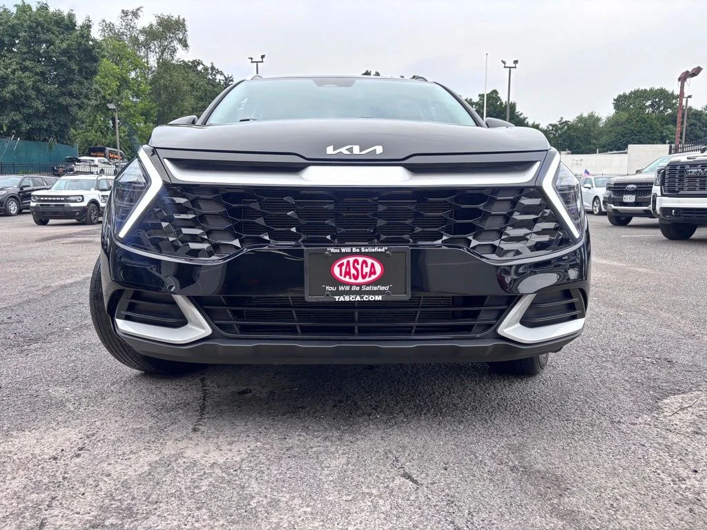 Used 2024 Black Kia EX image 7