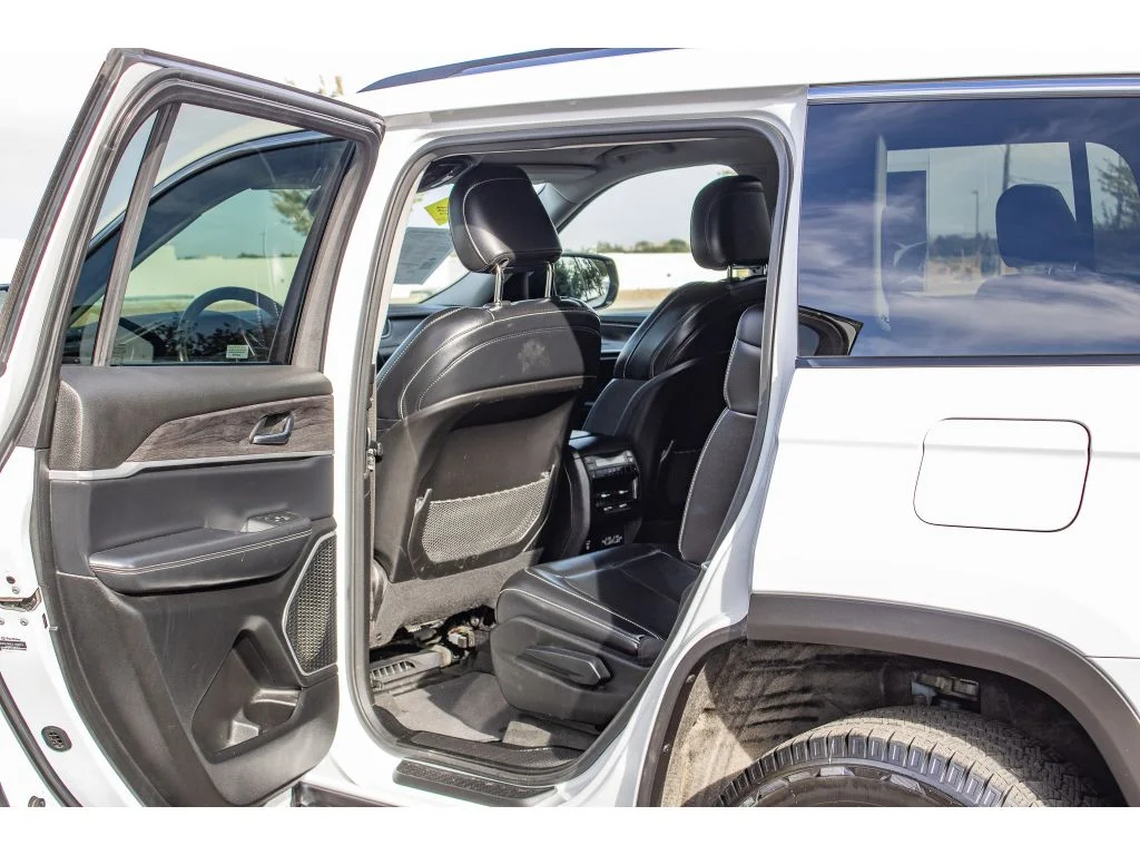 Used 2021 Bright White Clearcoat Jeep Limited image 14