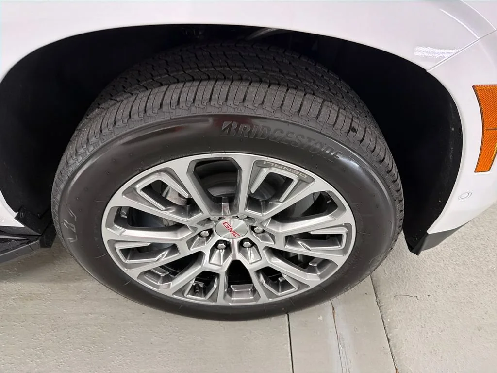 New 2026 Summit White GMC Denali image 4