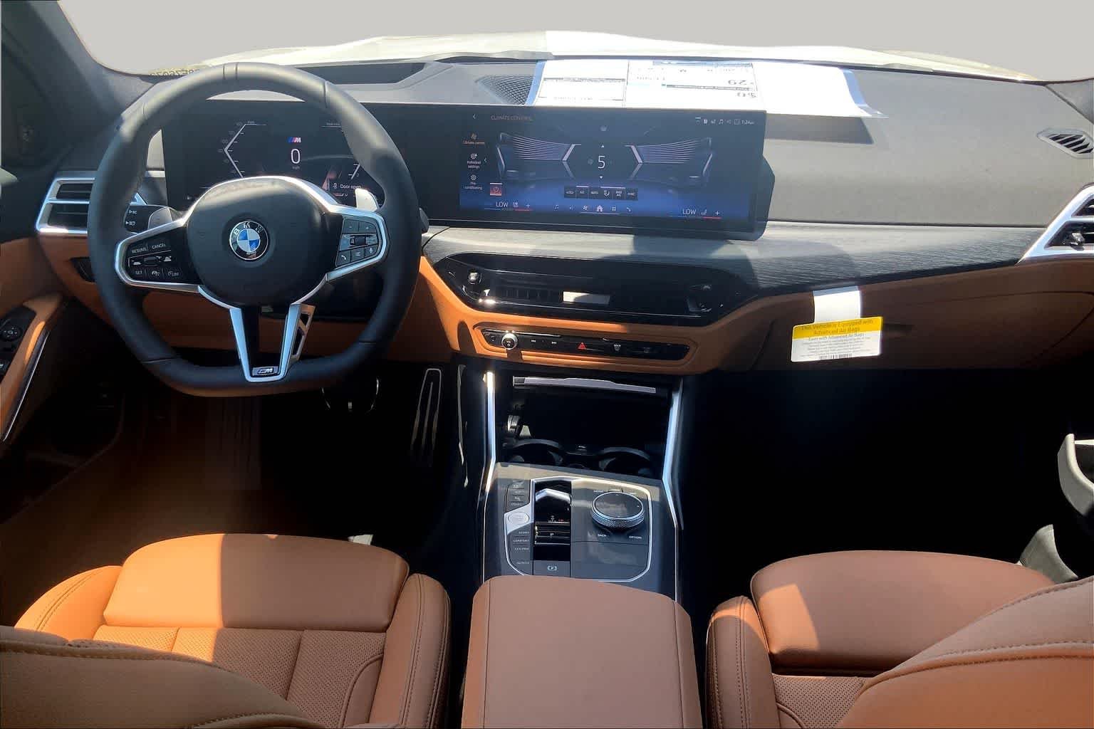 2025 BMW 3 Series 330i - Photo 5
