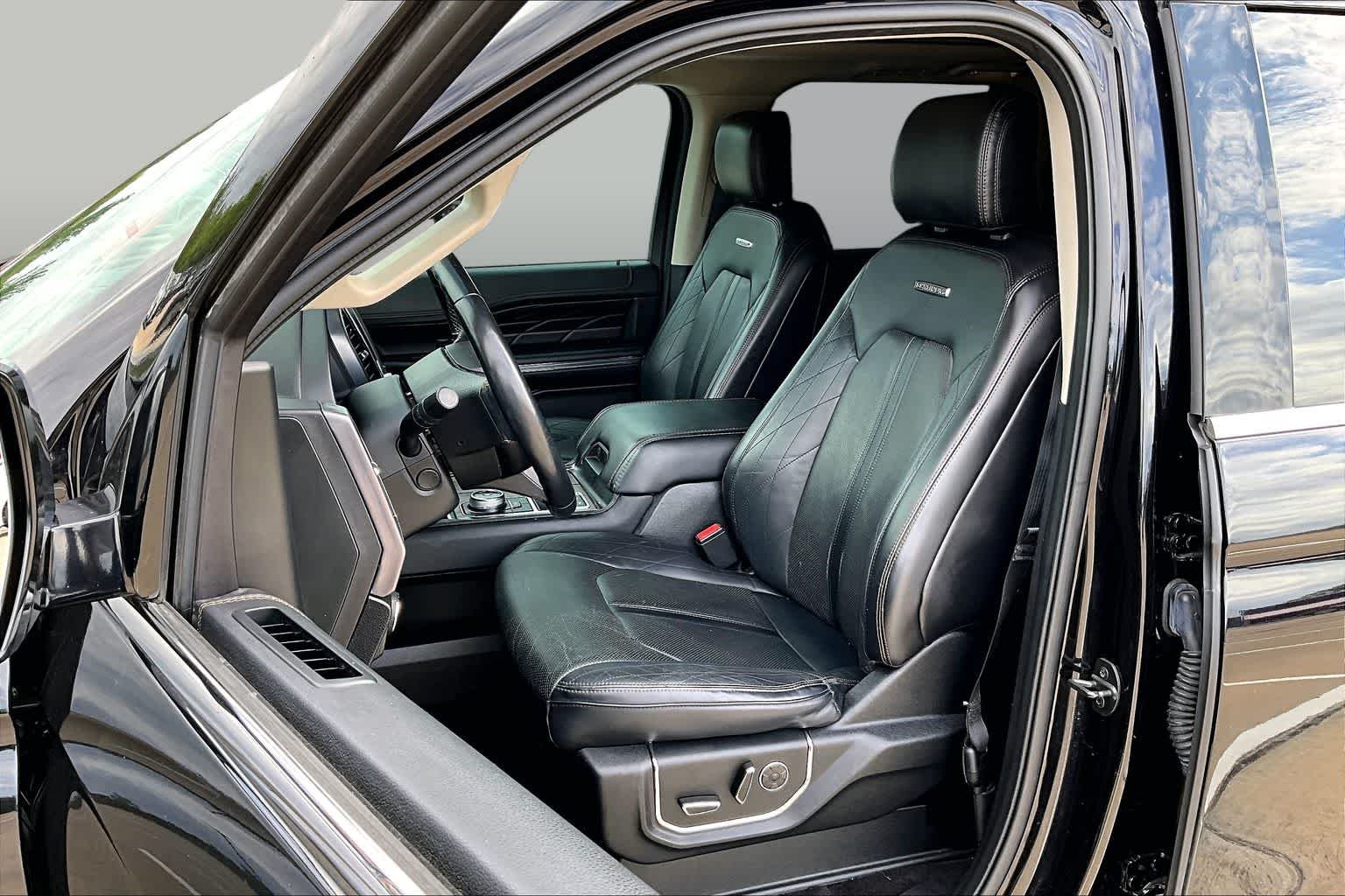 Used 2019 Agate Black Metallic Ford Platinum image 7