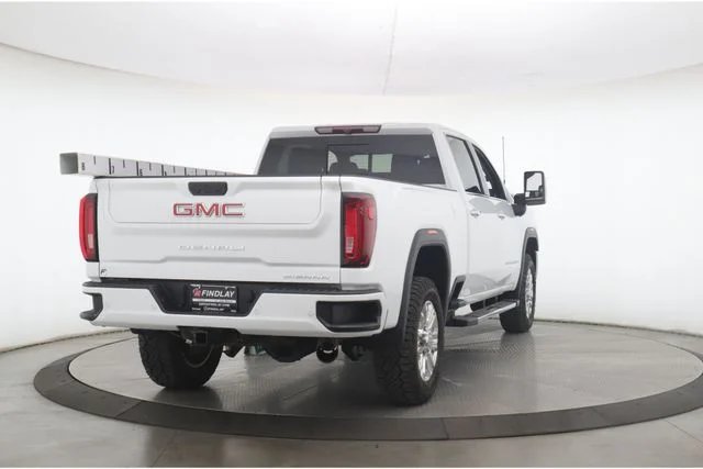 Used 2023 White GMC Denali image 7