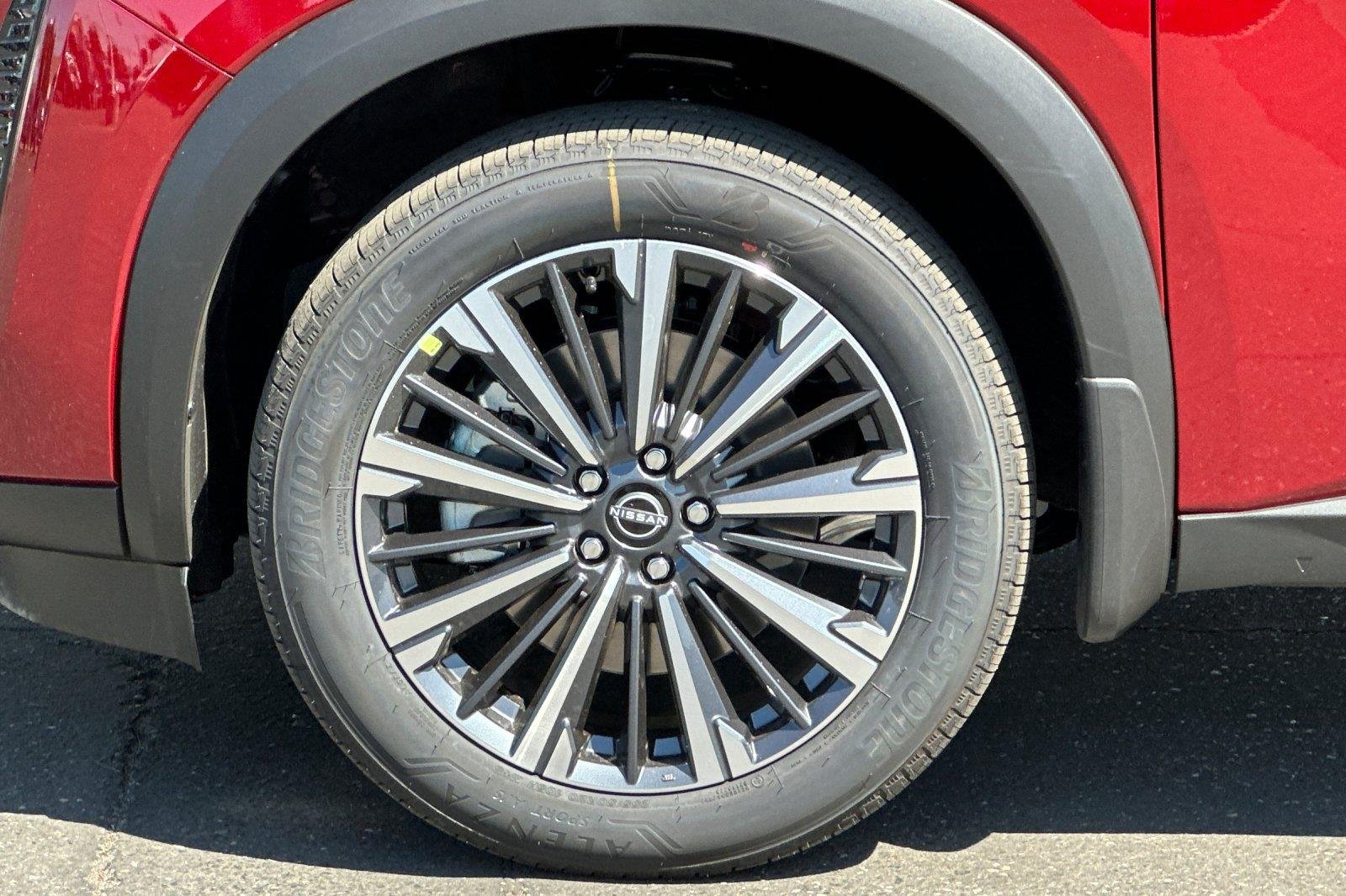 New 2026 Scarlet Ember Tintcoat Nissan Platinum image 25
