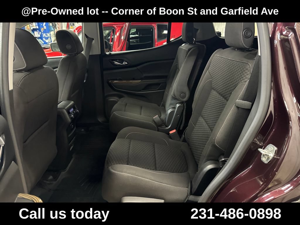 Used 2017 BLACK CHERRY METALLIC GMC SLE image 27