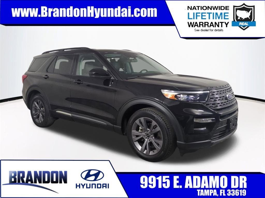 2022 Ford Explorer XLT 4WD's photo