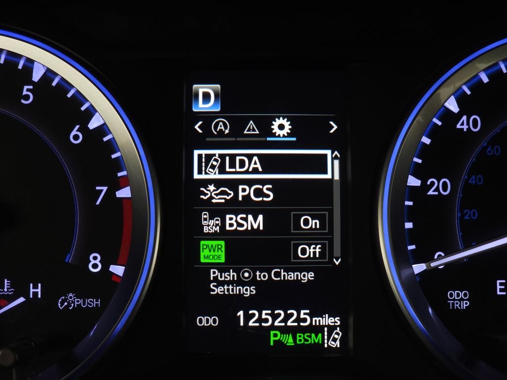 Used 2019 Blizzard Pearl Toyota Limited Platinum image 29