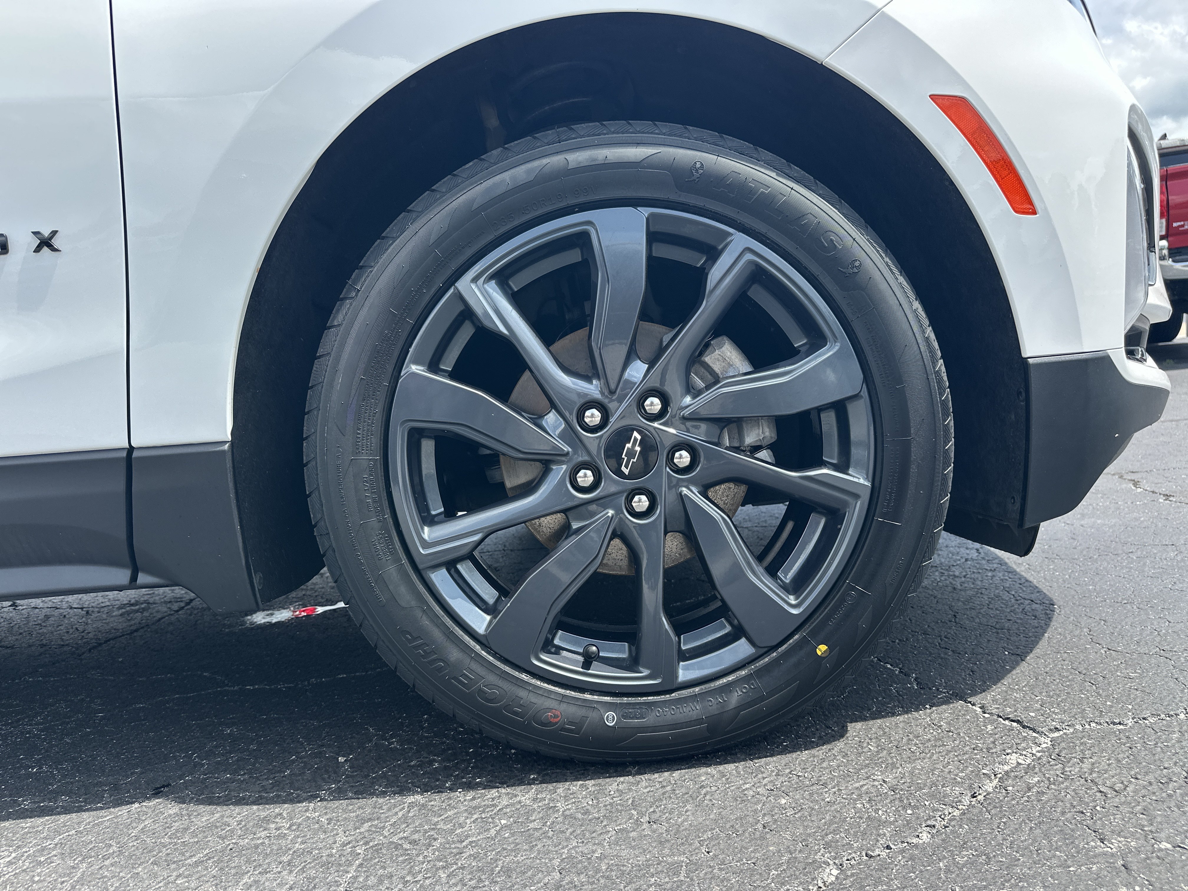 Used 2024 Summit White Chevrolet RS image 13