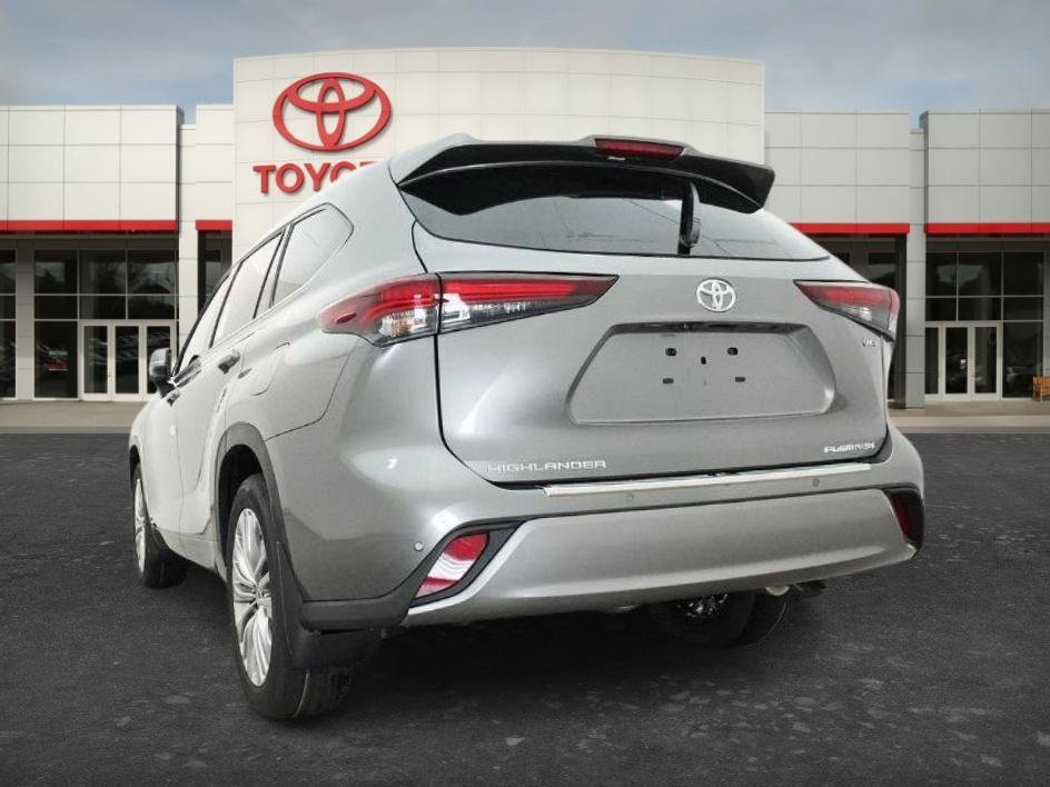 New 2026 Heavy Metallic Toyota Hybrid Platinum image 6