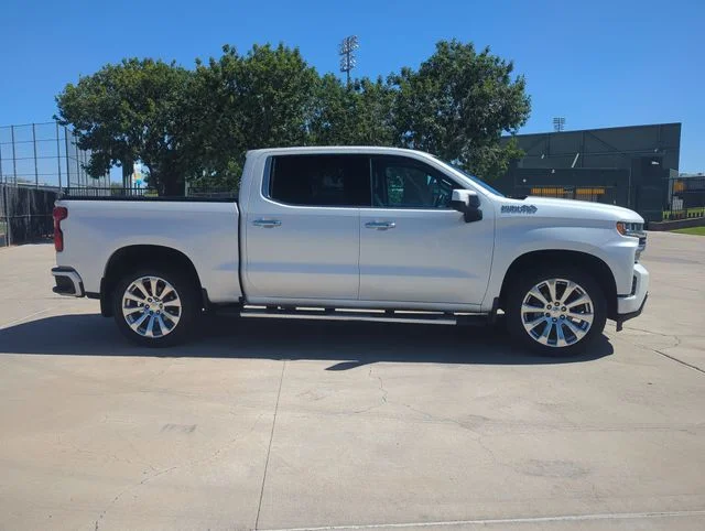 Used 2020 Beige Chevrolet High Country image 8