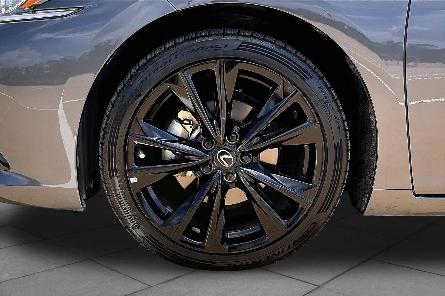 Used 2024 Cloudburst Gray Lexus F SPORT Handling image 11