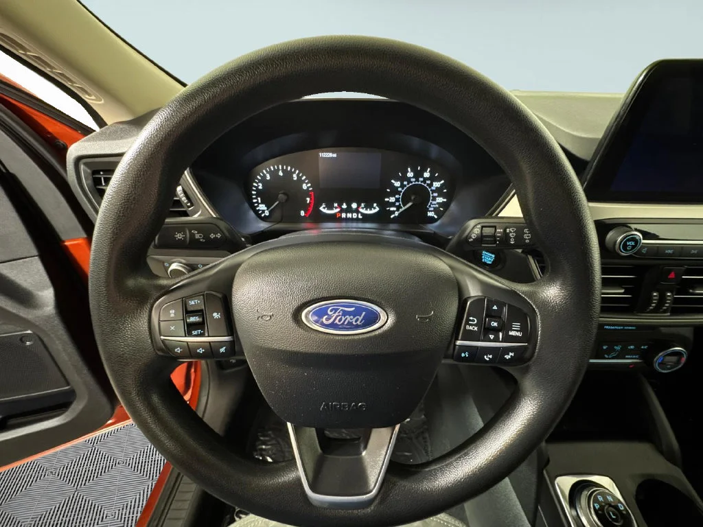 Used 2020 Orange Metallic Ford SE image 27