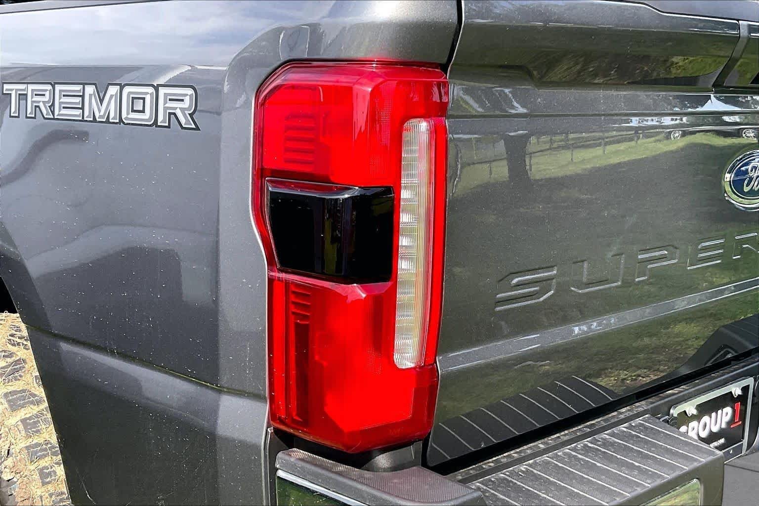 New 2026 Carbonized Gray Metallic Ford F-250® Lariat® image 11