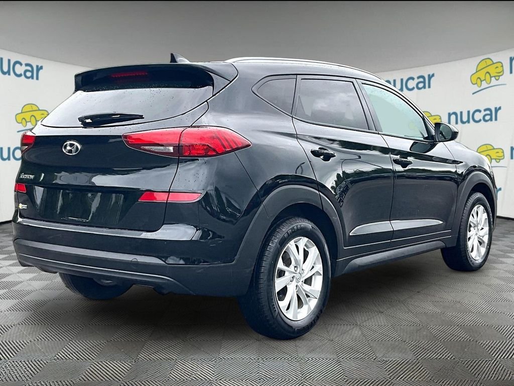 Used 2019 Black Hyundai Value image 6