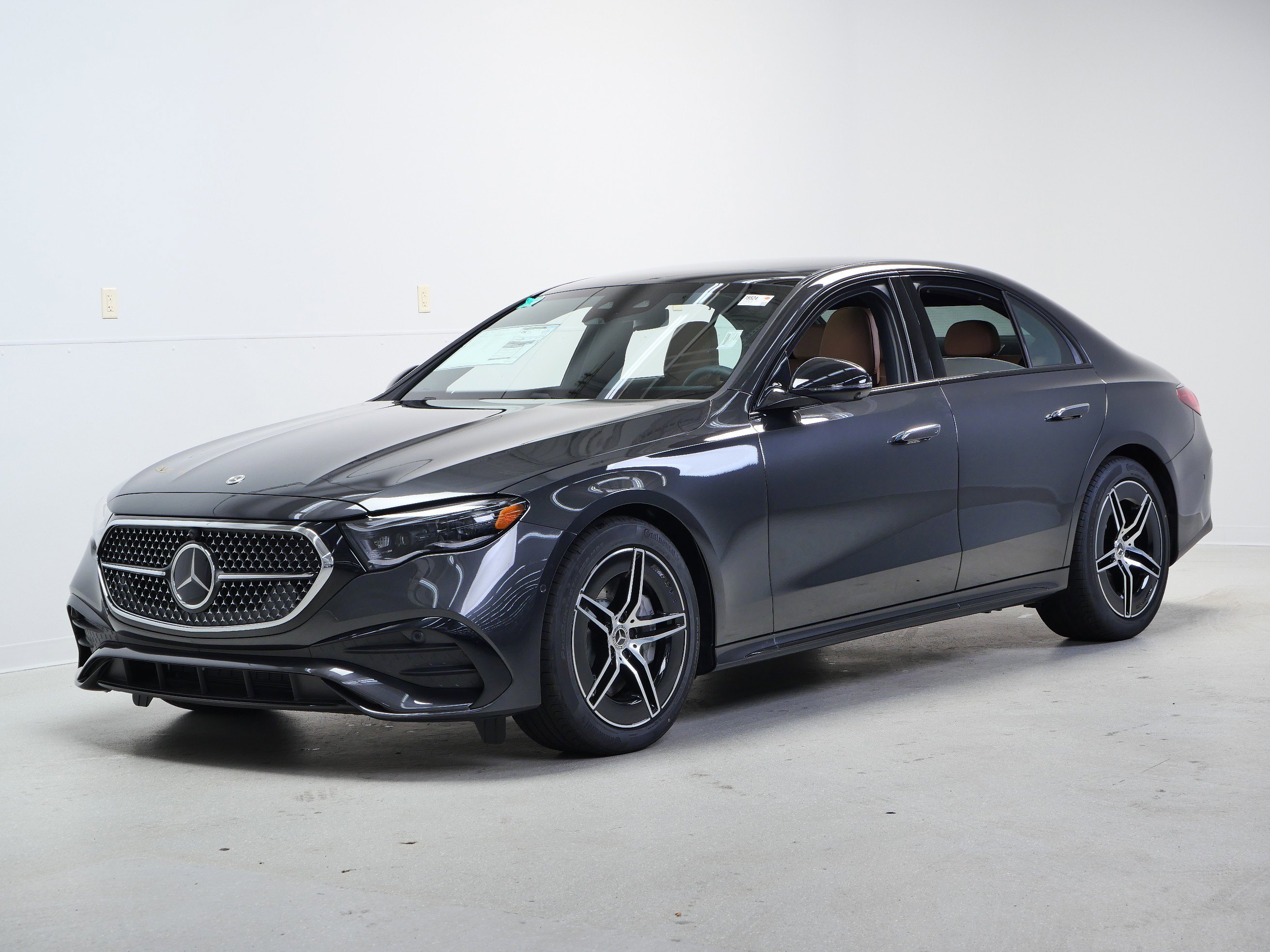 New 2026 Graphite Grey Metallic Mercedes-Benz E 450 image 4