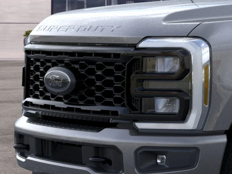 New 2026 Carbonized Gray Metallic Ford XLT image 40
