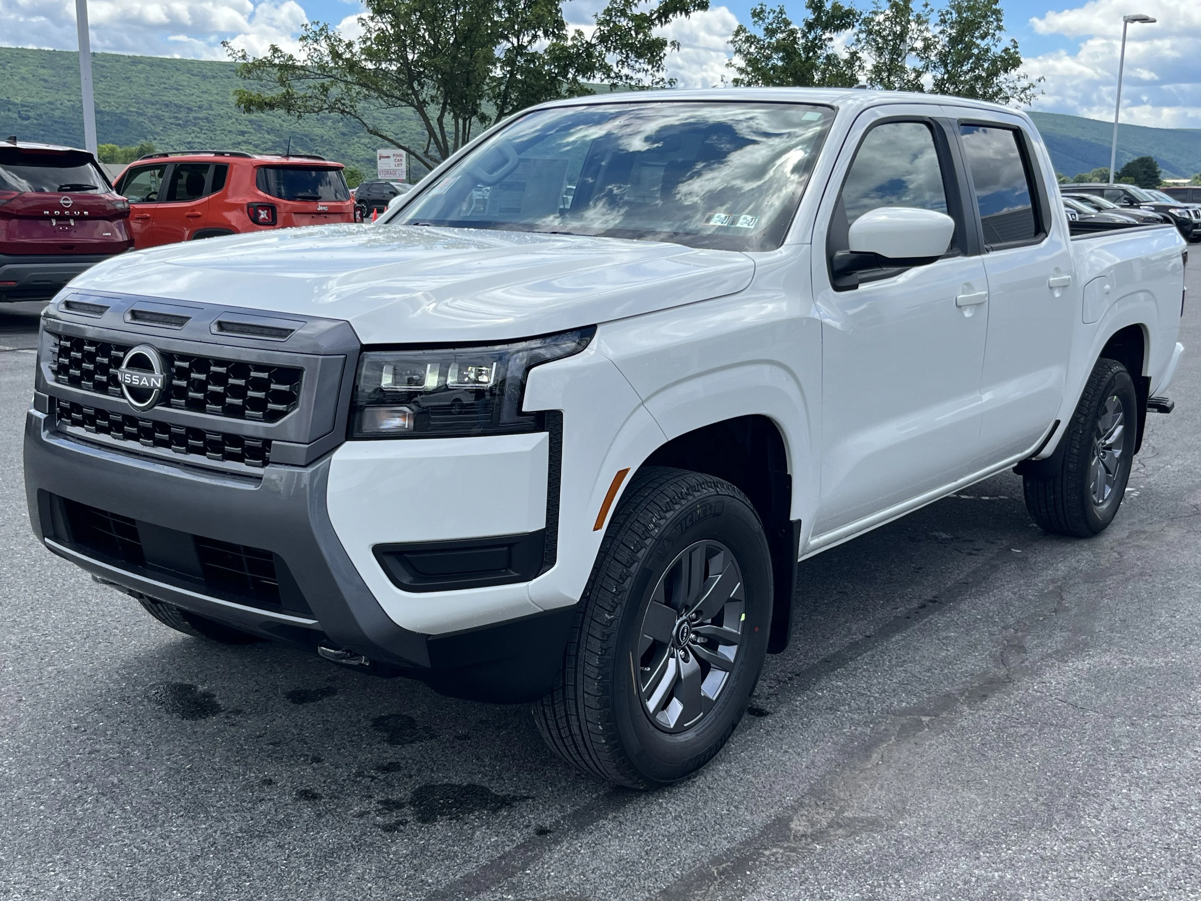 New 2026 Glacier White Nissan Crew Cab SV image 10