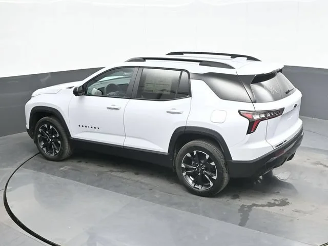 2027 Chevrolet Equinox RS - Photo 11