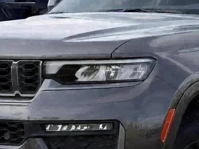 New 2026 Baltic Gray Metallic Clear-Coat Exterior Paint Jeep Limited image 75