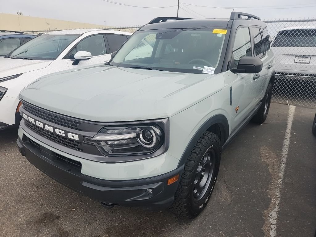 Used 2021 Green Ford Badlands image 3