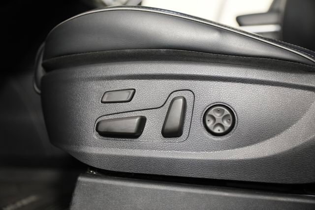 Used 2020 White Hyundai Limited image 18