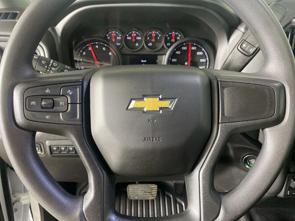 Used 2025 Summit White Chevrolet Work Truck image 12