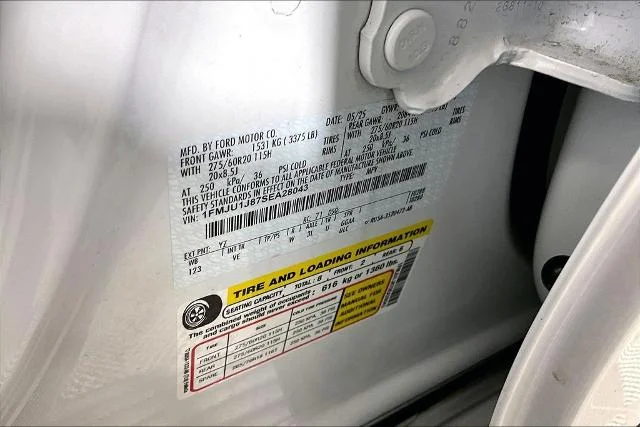 Used 2025 Oxford White Ford Active image 54