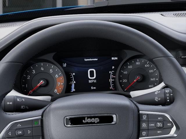 New 2026 Hydro Blue Pearl-Coat Exterior Paint Jeep Limited image 43