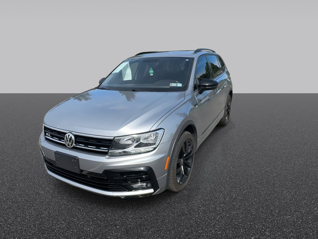 Used 2021 Silver Metallic Volkswagen SE R-Line Black image 3