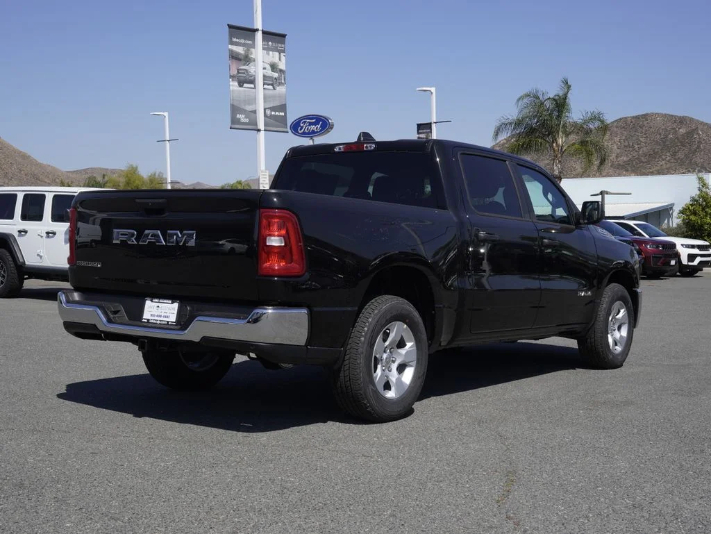 New 2026 Diamond Black Crystal Pearl-Coat Exterior Paint RAM Big Horn/Lone Star image 4