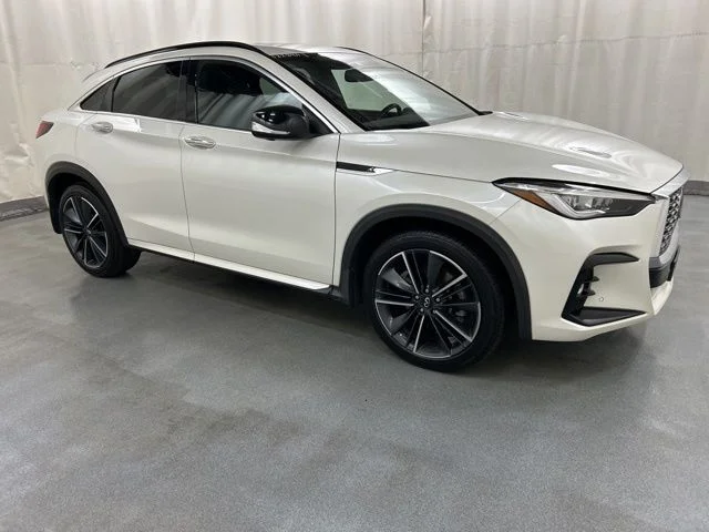 2023 INFINITI QX55 Essential AWD's photo