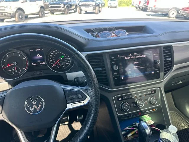 Certified Used 2021 Pure Gray Volkswagen 3.6L V6 SE w/Technology R-Line image 11