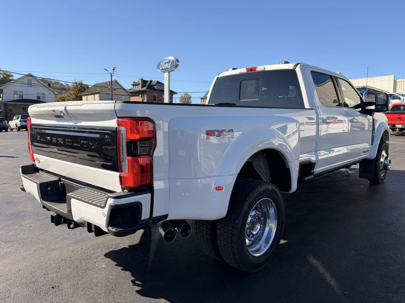 New 2027 Star White Metallic Tri-Coat Ford F-450® Platinum® image 10