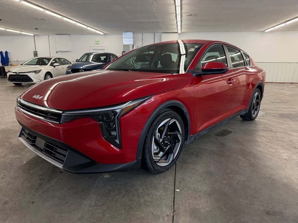 2025 Kia K4 EX AT's photo