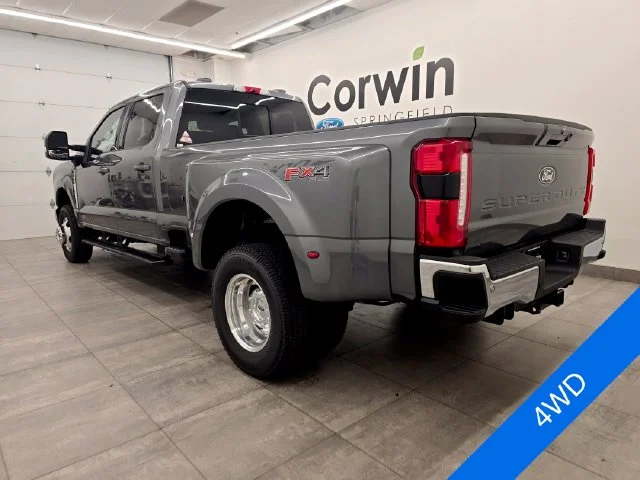 New 2027 Carbonized Gray Metallic Ford F-350® Lariat® image 3