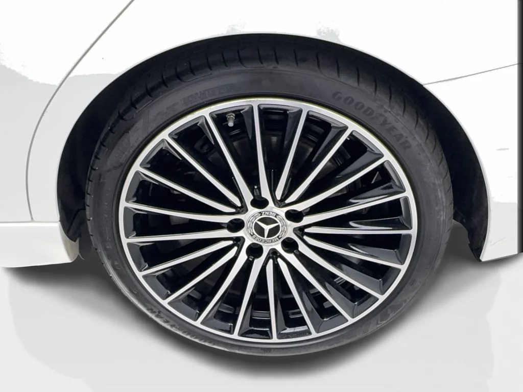 Used 2023 White Mercedes-Benz C 300 image 12