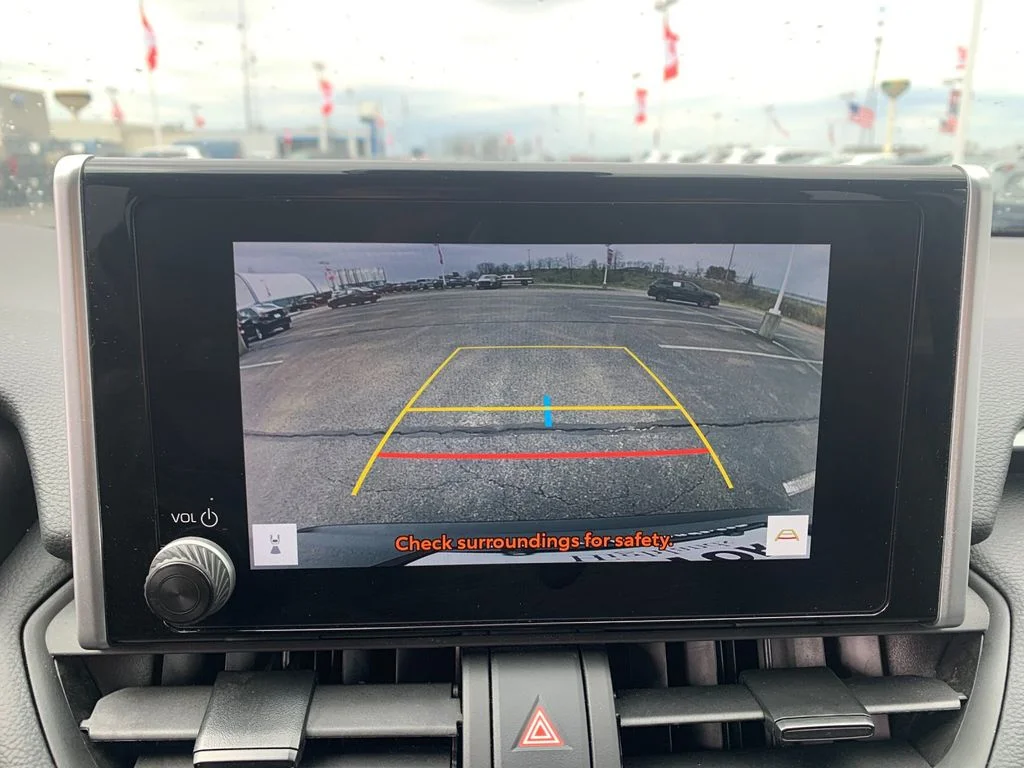 Used 2025 Silver Toyota XLE image 22