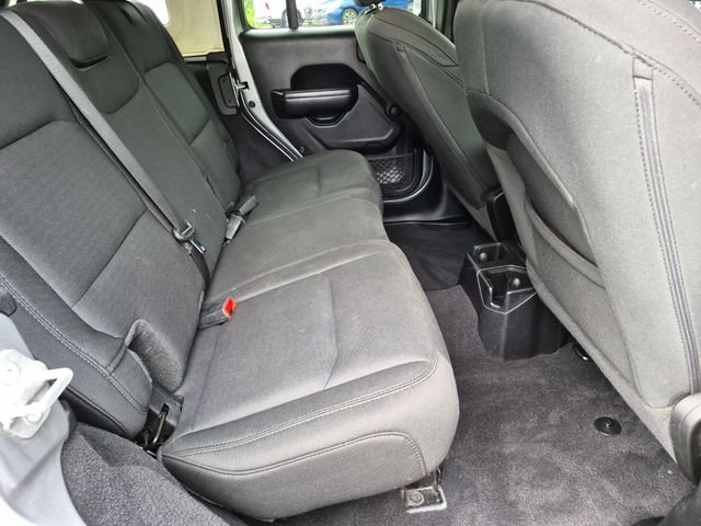 Used 2021 Silver Jeep Unlimited Sport image 24