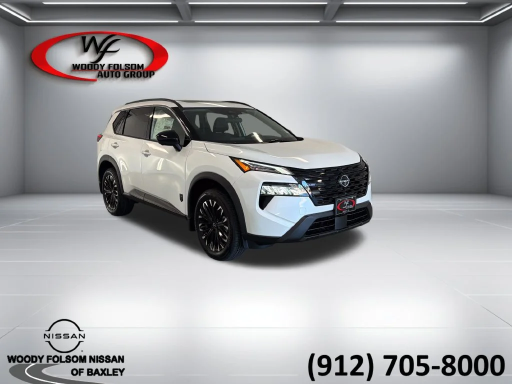 New 2027 Everest White Pearl TriCoat Nissan Dark Armor™ image 1