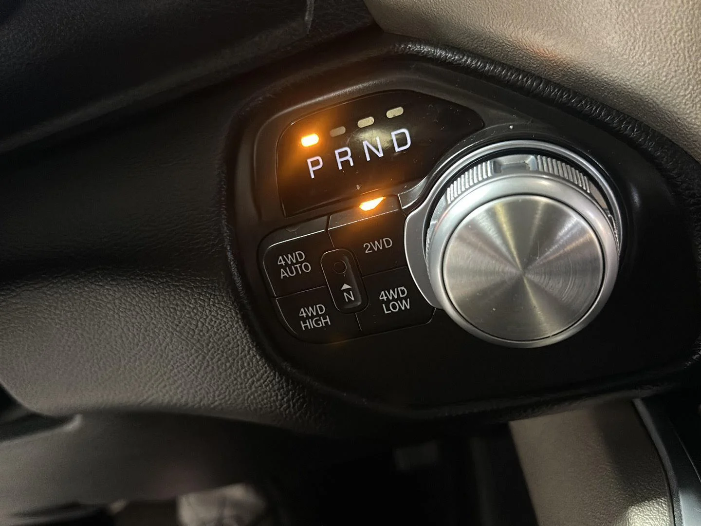 Used 2019 Diamond Black Crystal Pearlcoat Ram Laramie image 26