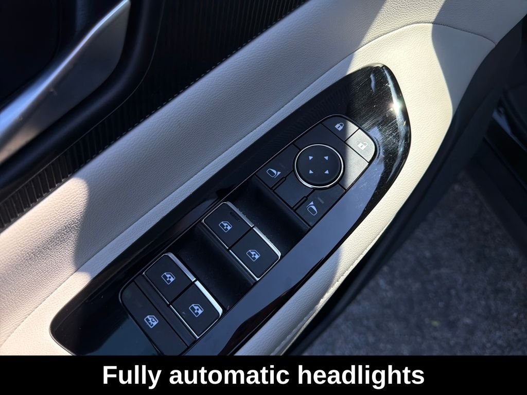 Used 2025 Black Nissan SV image 14