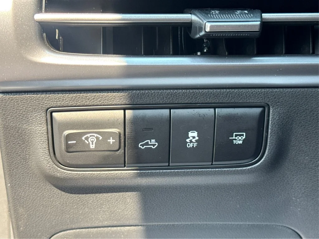 Used 2025 Black Hyundai XRT image 27
