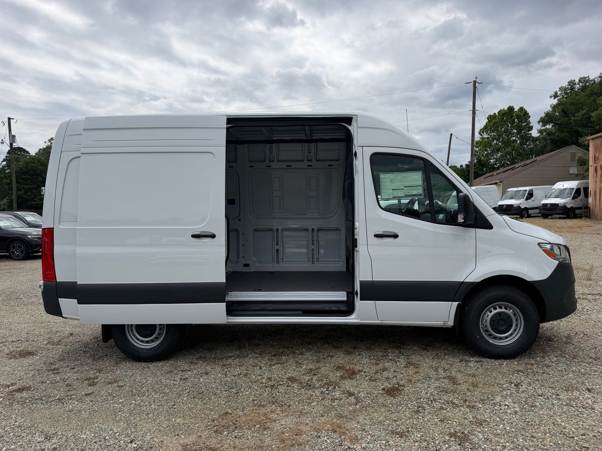 New 2026 Arctic White Mercedes-Benz Cargo 144 WB image 24