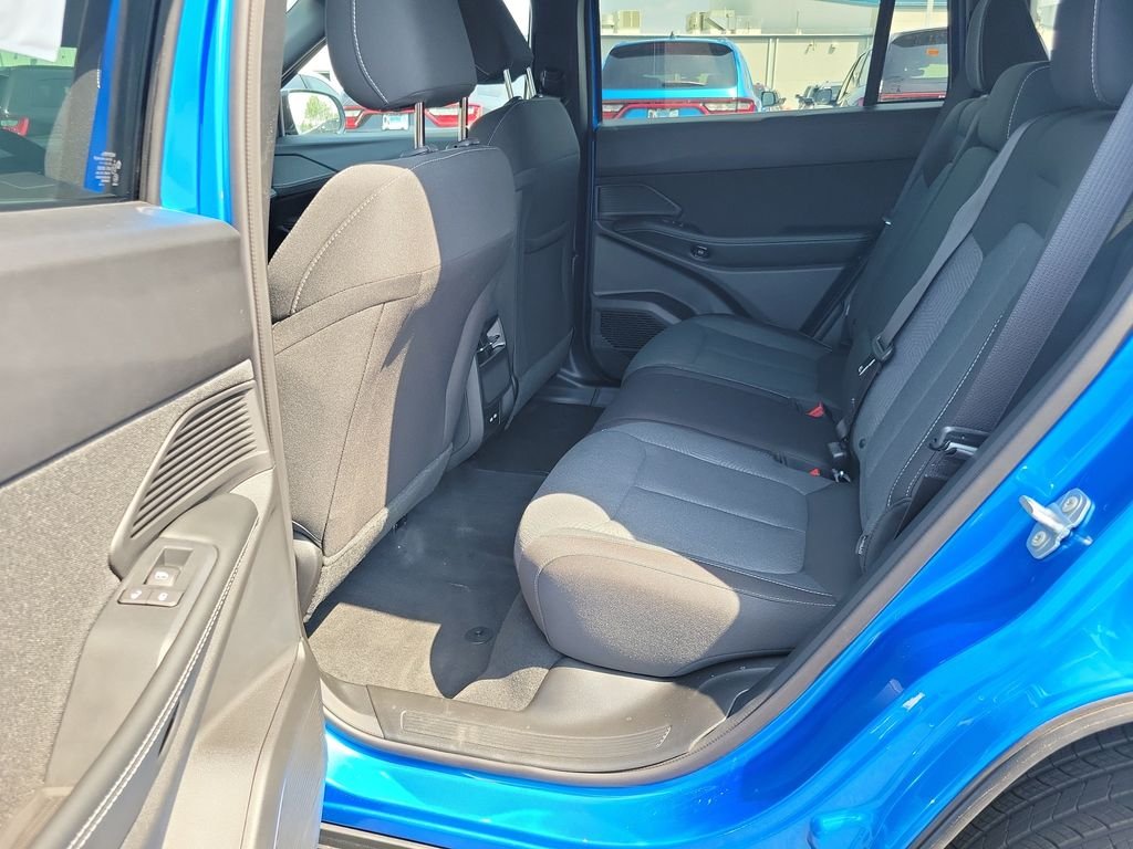 New 2026 Hydro Blue Pearlcoat Jeep Laredo image 10