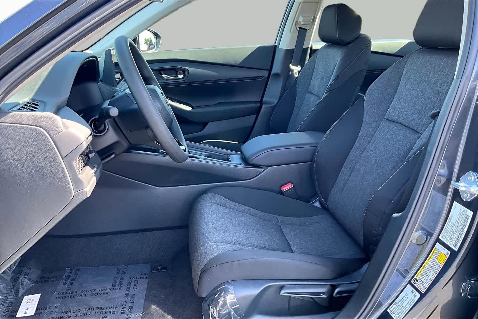 New 2026 Meteorite Gray Metallic Honda LX image 9