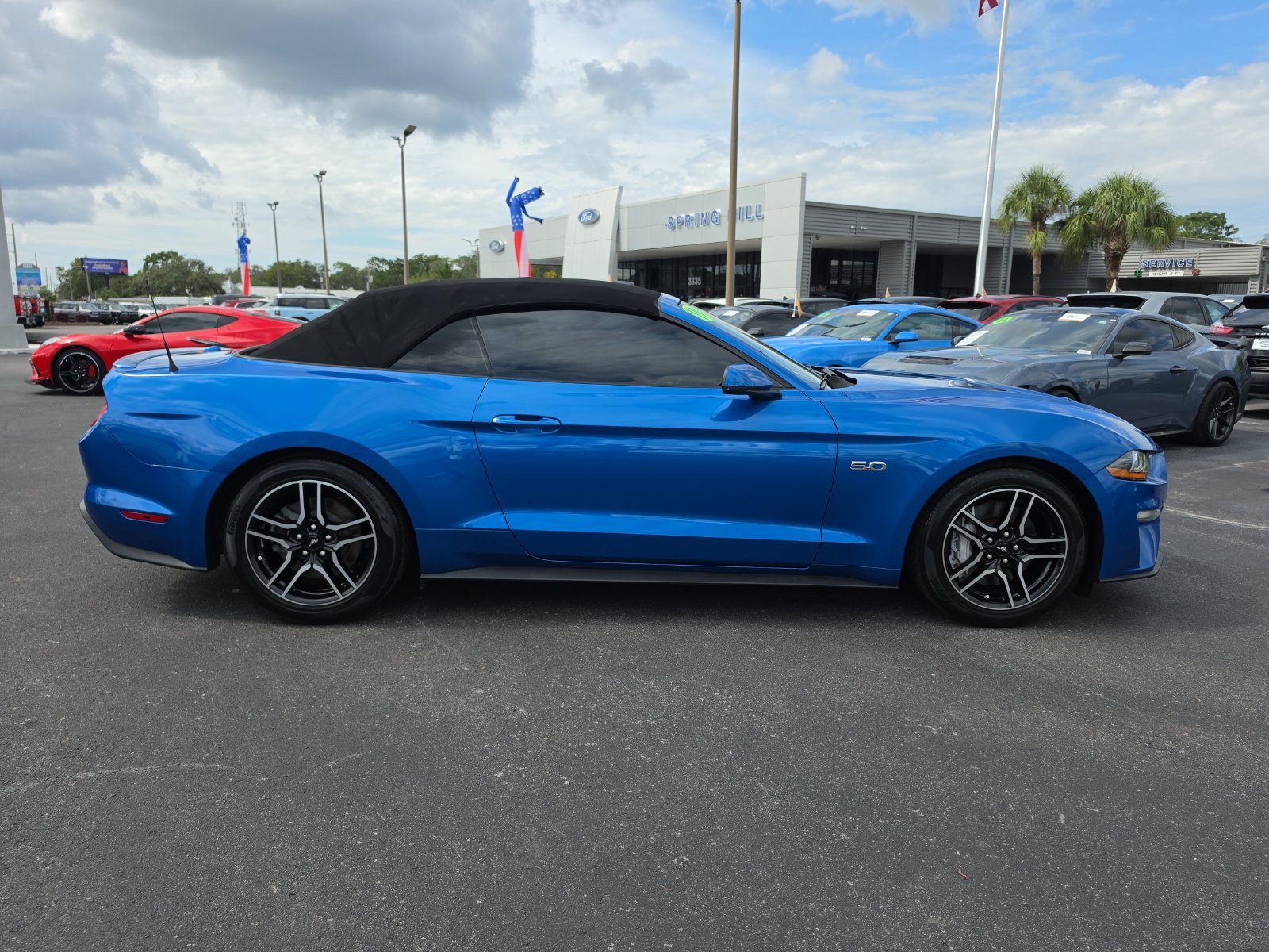 Used 2019 Blue Metallic Ford GT Premium image 2