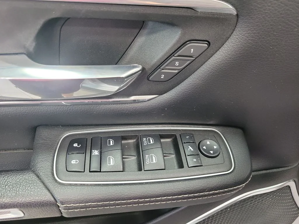 Used 2023 White Ram Laramie image 33