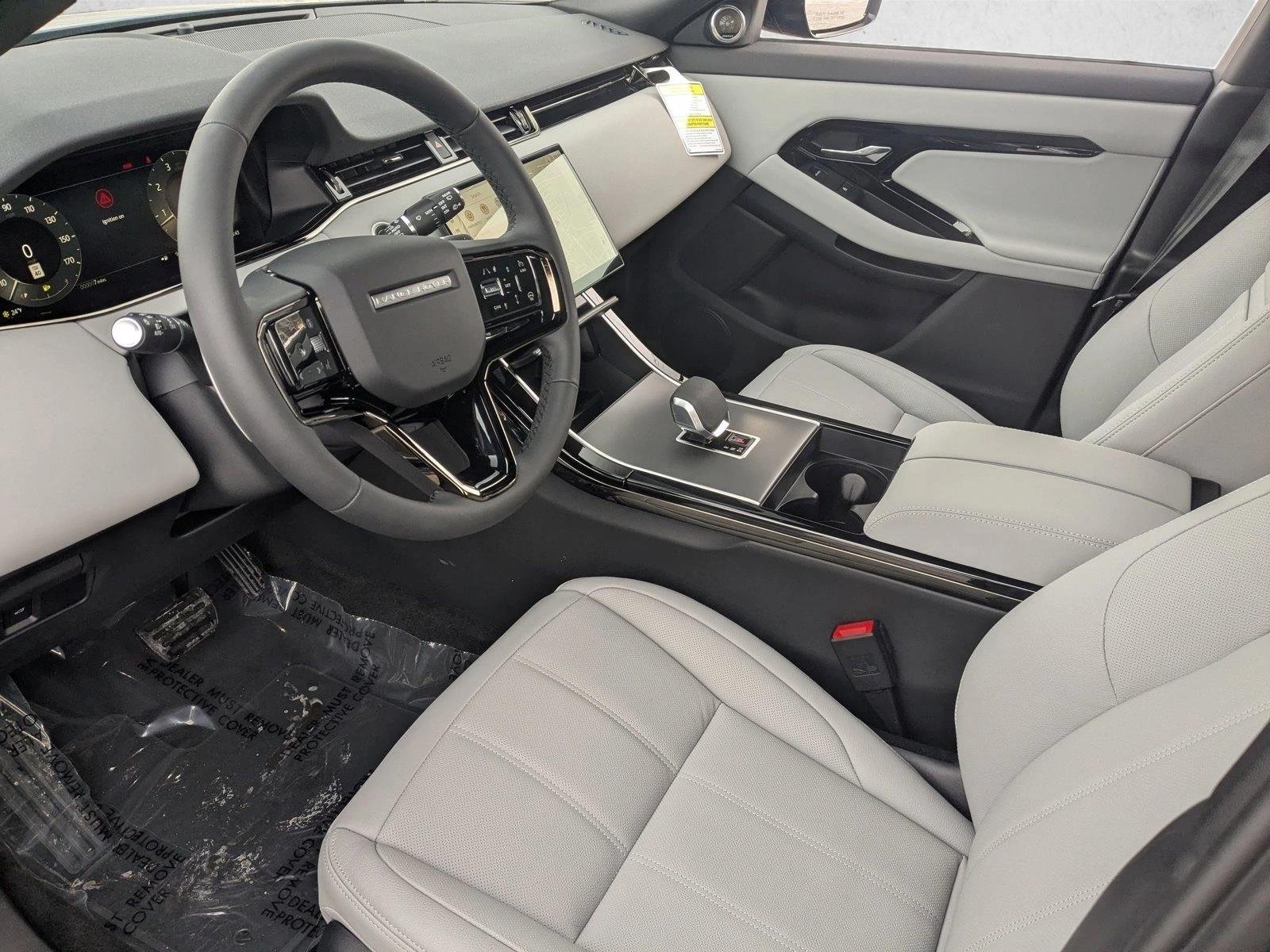 Used 2026 Tribeca Blue Metallic Land Rover Core S image 3