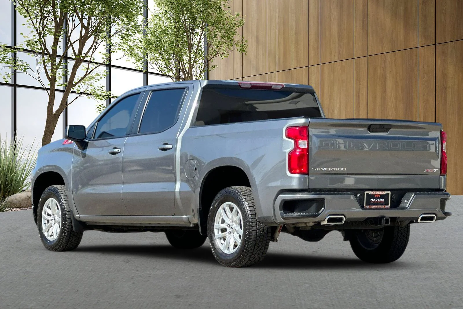 Used 2021 Gray Chevrolet RST image 6
