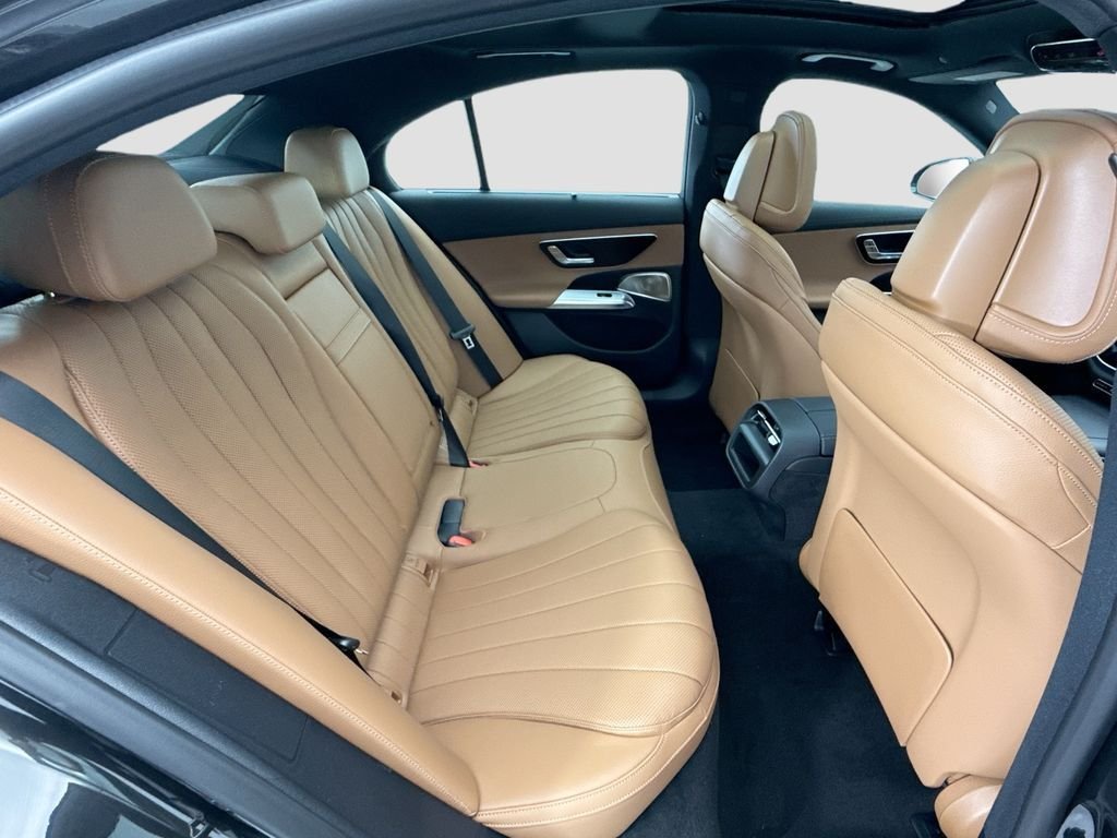 New 2026 Graphite Grey Metallic Mercedes-Benz E 350 image 22